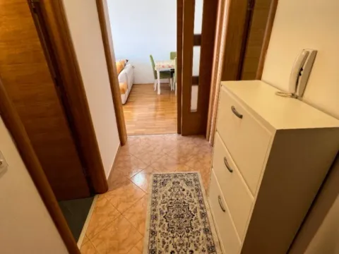 Rent, one bedroom apartment, 50m², Centar, Bar - image 7