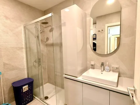 Rent, two bedroom apartment, 72m², Central Point, Podgorica - image 10