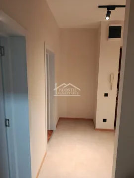 Prodaja, trosoban stan, 77m², Stari Grad, Beograd - image 4