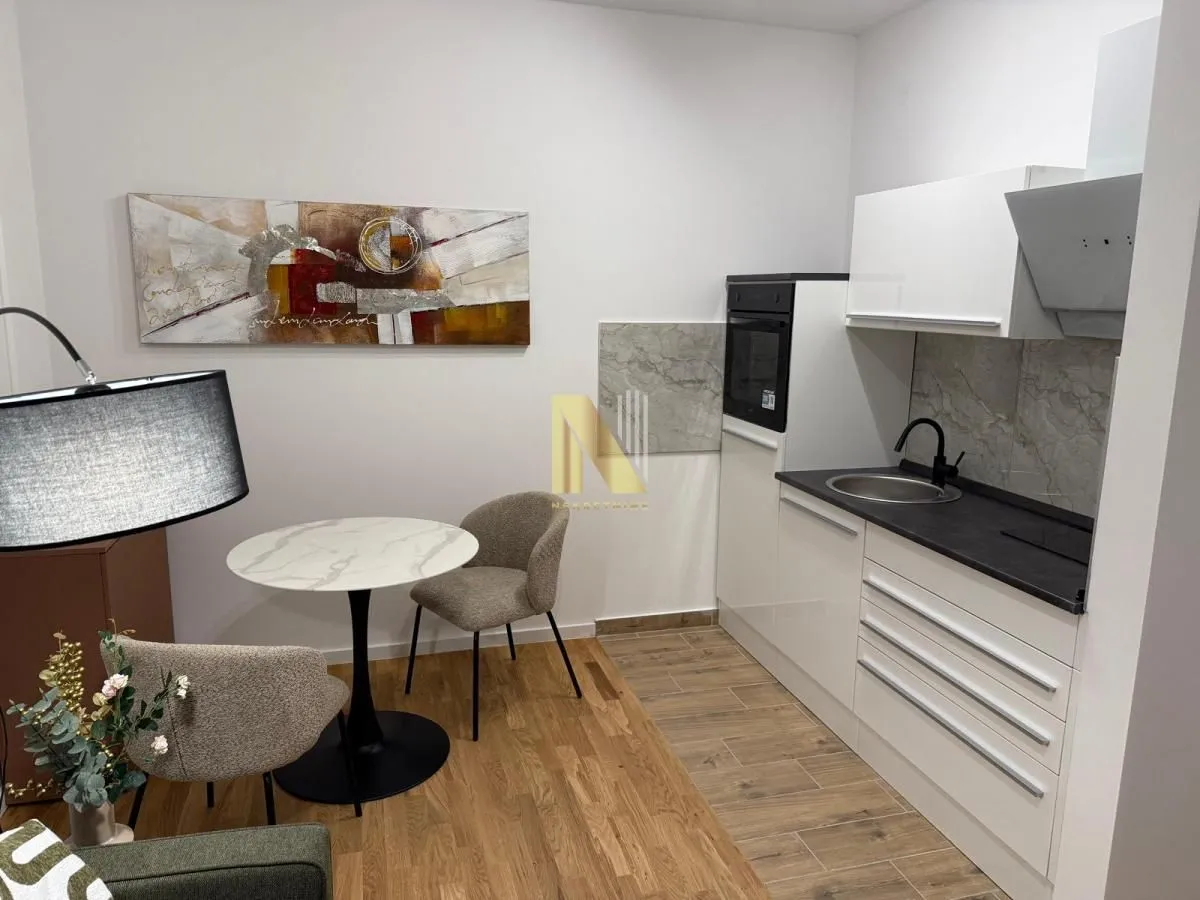 Izdavanje, jednosoban stan, 36m², Salajka, Novi Sad Sve Podlokacije