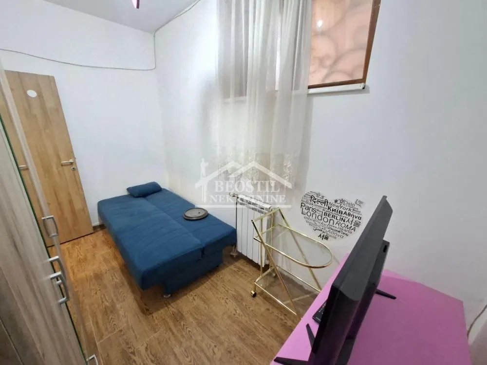 Prodaja, četvorosoban stan, 70m², Centar, Smederevo