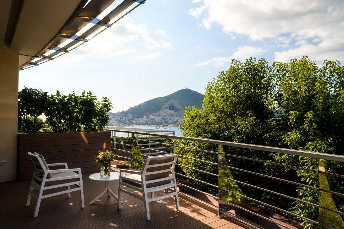 Sale, three bedroom apartment, 171m², Budva, Crna Gora