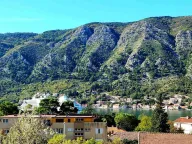 Izdavanje, dvosoban stan, 67m², Kotor, Crna Gora - image 3