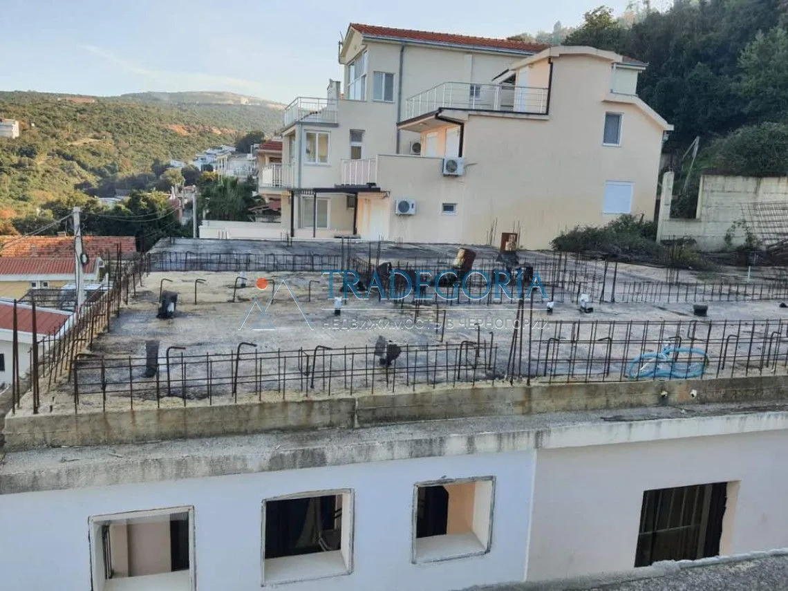 Prodaja, kuća, 300m², Kruče, Ulcinj