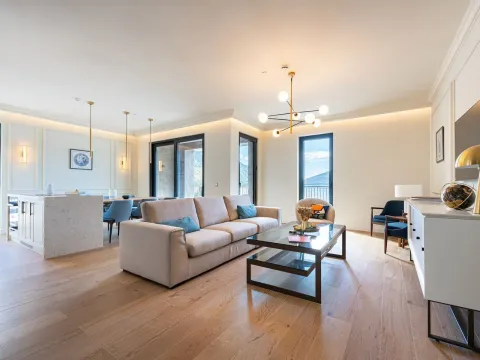 Prodaja, trosoban stan, 187m², Risan, Kotor - image 8