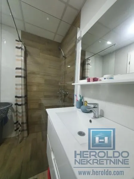 Rent, one bedroom apartment, 44m², Centar, Jagodina