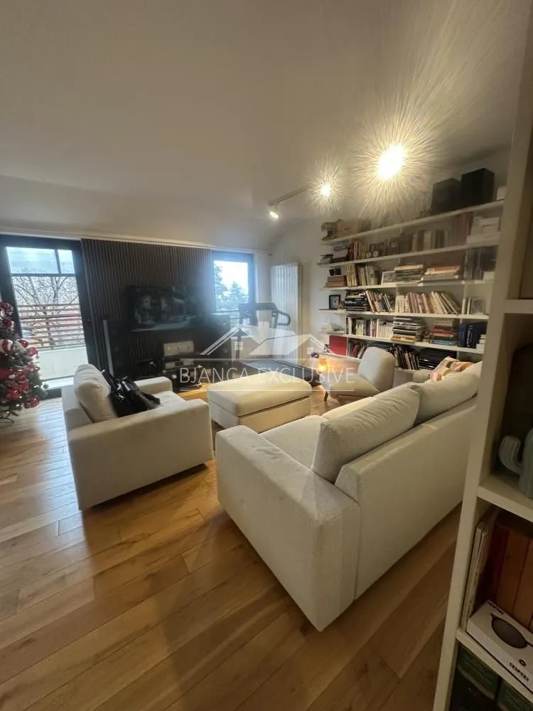 Prodaja, četvorosoban stan, 103m², Savski Venac, Beograd