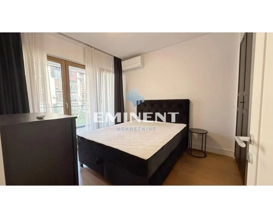 Rent, two bedroom apartment, 60m², Savski Venac, Beograd