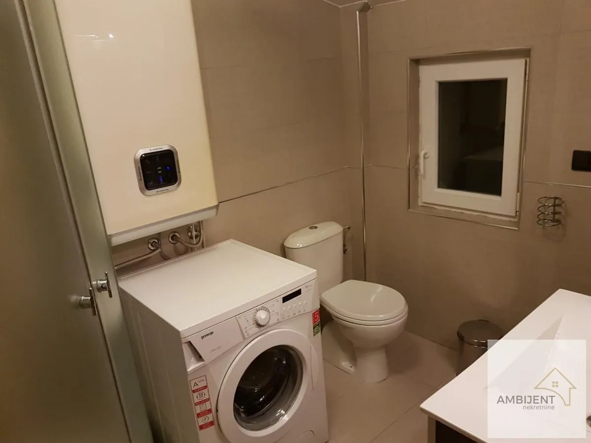Rent, three bedroom apartment, 73m², Crveni Krst, Beograd