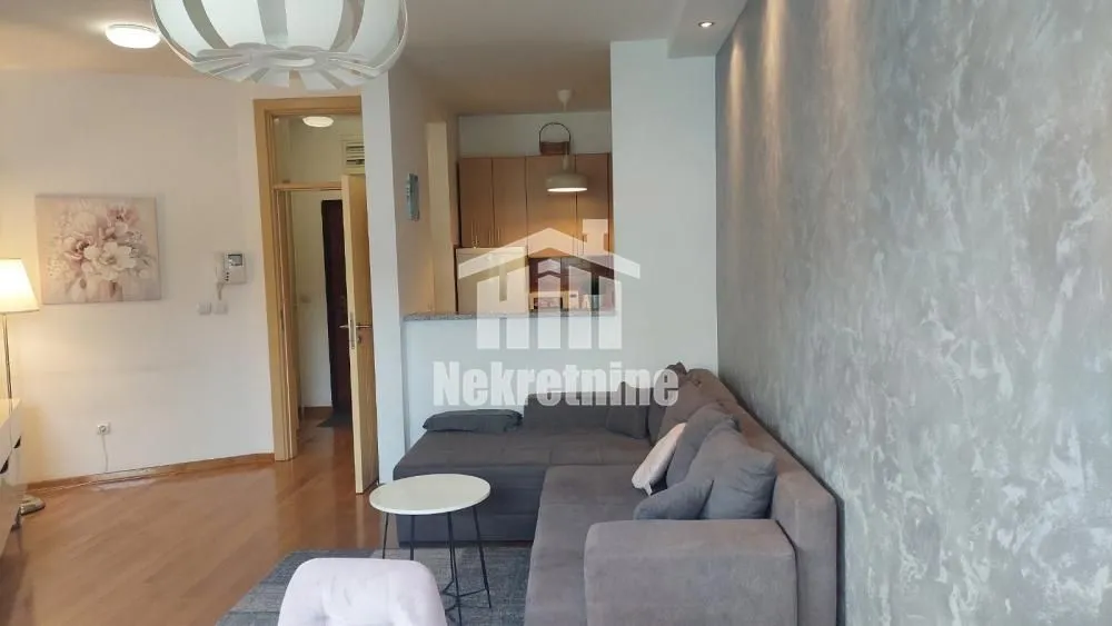 Rent, two bedroom apartment, 42m², Čukarička Padina, Beograd