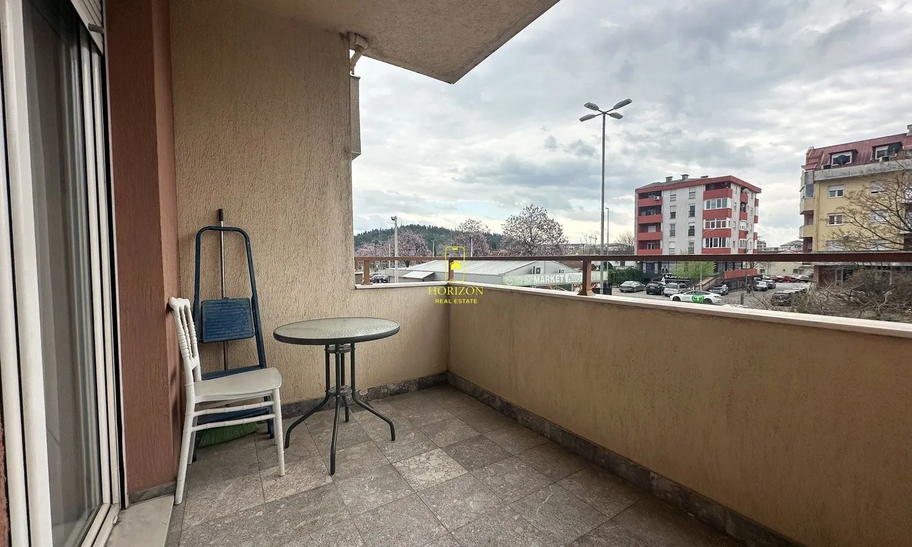 Prodaja, jednosoban stan, 50m², Krivi Most, Podgorica