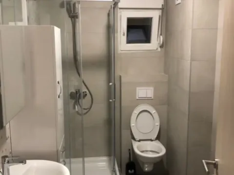 Izdavanje, jednosoban stan, 48m², Zabjelo, Podgorica - image 8