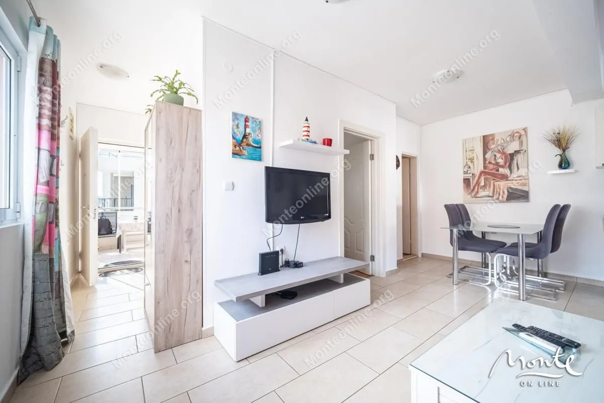 Prodaja, dvosoban stan, 55m², Donja Lastva, Tivat