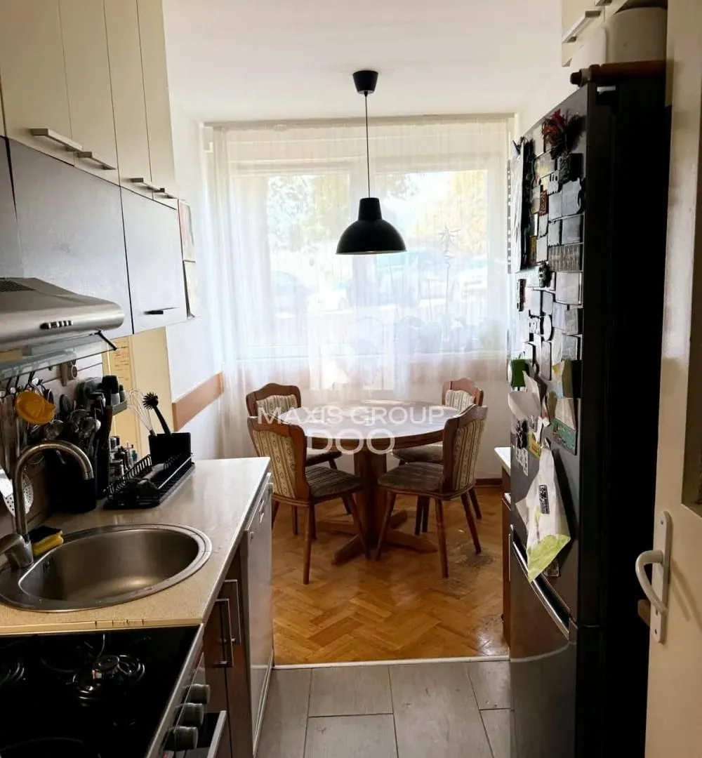 Prodaja, trosoban stan, 71m², Brace Jerković, Voždovac Sve Podlokacije