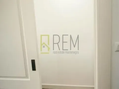 Rent, office space, 113m², Dalmatinska ulica, Podgorica - image 12