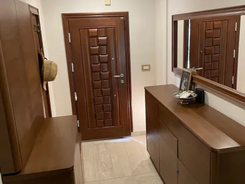 Izdavanje, dvosoban stan, 130m², Budva, Crna Gora - image 11