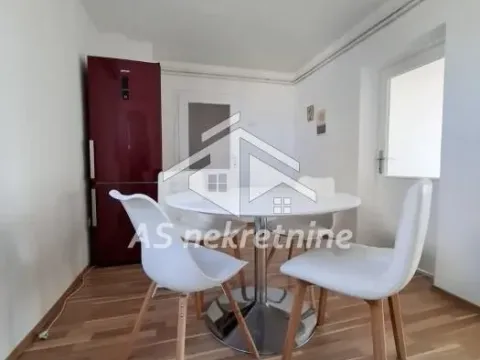 Izdavanje, dvosoban stan, 55m², Stari Grad, Beograd - image 6