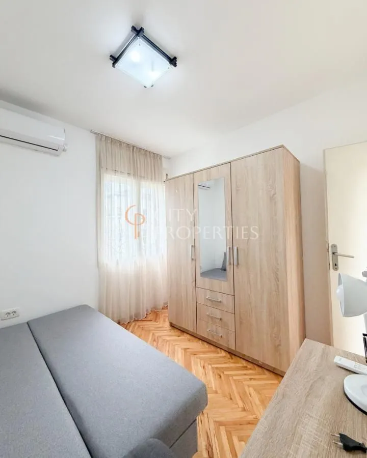 Rent, apartment, 108m², Stari Aerodrom, Podgorica