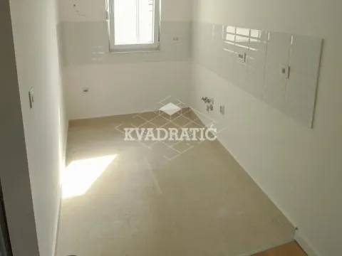 Prodaja, četvorosoban stan, 95m², Vukov Spomenik, Zvezdara Sve Podlokacije - image 16
