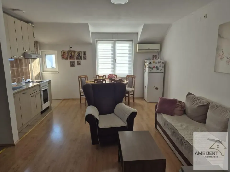 Sale, two bedroom apartment, 53m², Sremska Mitrovica, Srbija