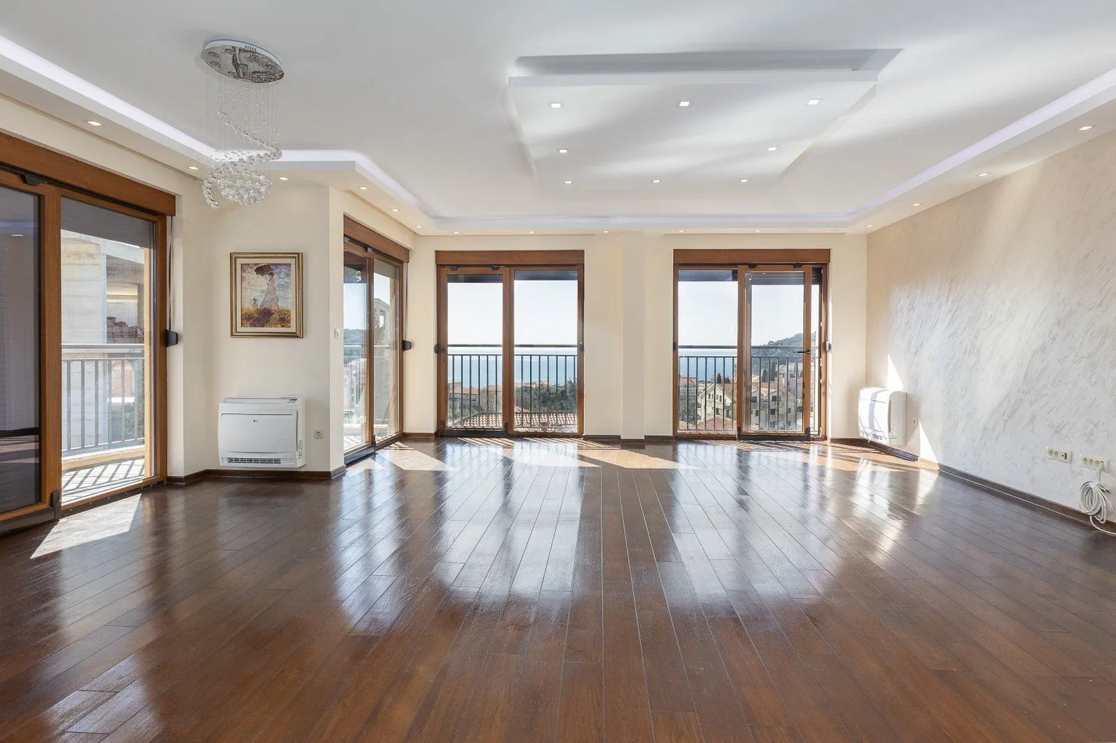 Sale, three bedroom apartment, 152m², Petrovac, Budva
