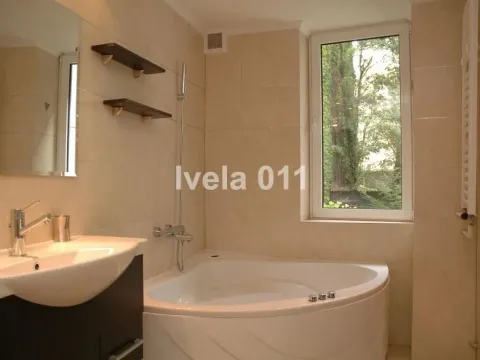 Rent, two bedroom apartment, 106m², Stari Grad, Beograd - image 9