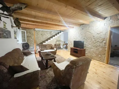 Prodaja, kuća, 112m², Bioče, Podgorica - image 7