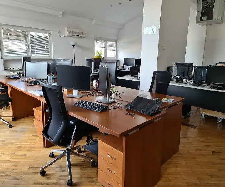 Izdavanje, poslovni prostor, 160m², Stari Grad, Beograd