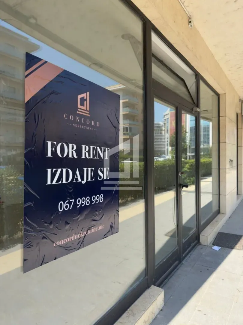 Rent, office space, 145m², City Kvart, Podgorica