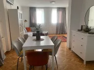 Izdavanje, kuća, 260m², Zagorič, Podgorica