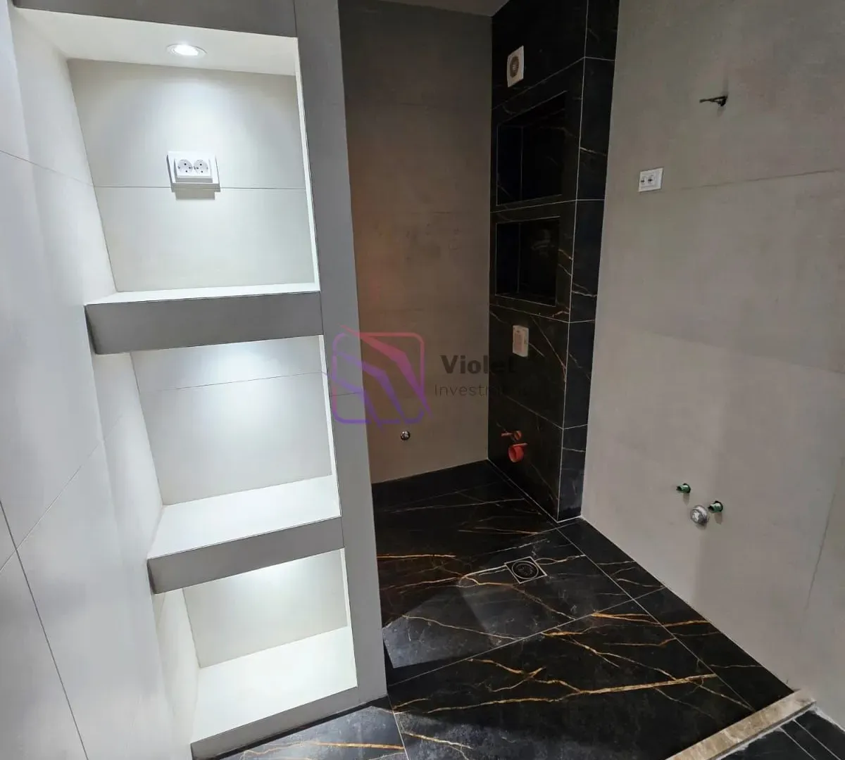 Prodaja, dvosoban stan, 72m², Stari Aerodrom, Podgorica
