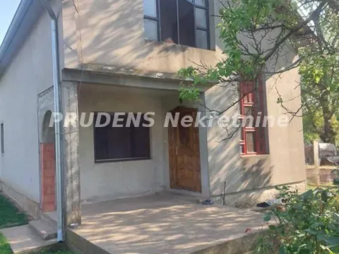 Prodaja, kuća, 72m², Kupinovo, Pećinci