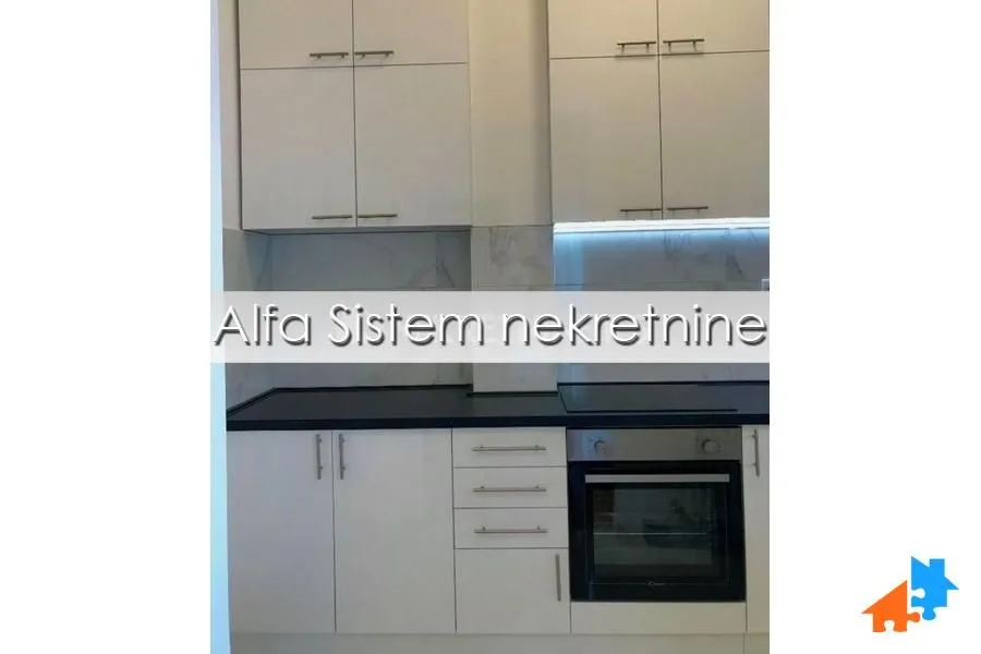 Izdavanje, trosoban stan, 80m², Savski Venac, Beograd