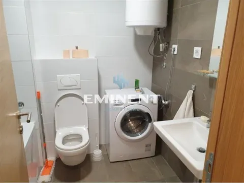 Izdavanje, dvosoban stan, 42m², Zemun Gornji Grad, Zemun Sve Podlokacije - image 7