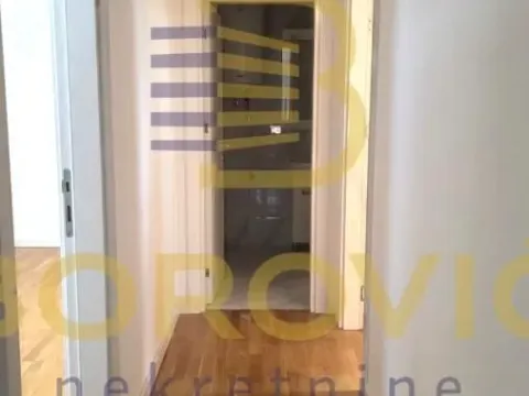Sale, three bedroom apartment, 78m², Palilula Sve Podlokacije, Beograd - image 6