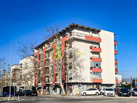 Sale, three bedroom apartment, 92m², Autobuska stanica, Podgorica - image 18