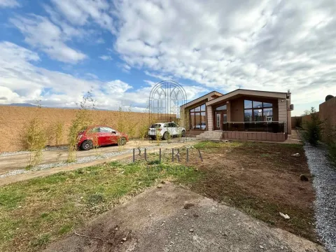 Kuća in Grlić