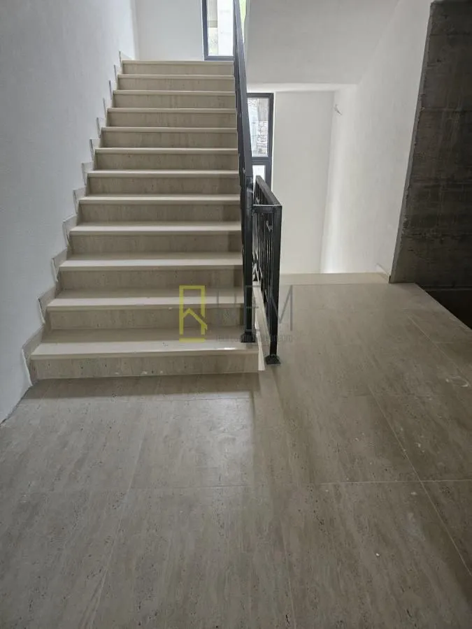 Prodaja, dvosoban stan, 68m², Gorica C, Podgorica