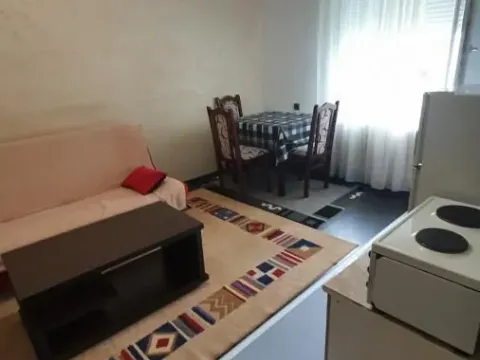 Izdavanje, jednosoban stan, 37m², Sajmište, Novi Sad - image 7