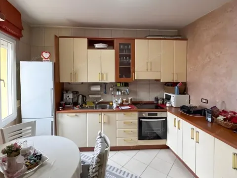 Prodaja, trosoban stan, 109m², Momišići, Podgorica - image 4