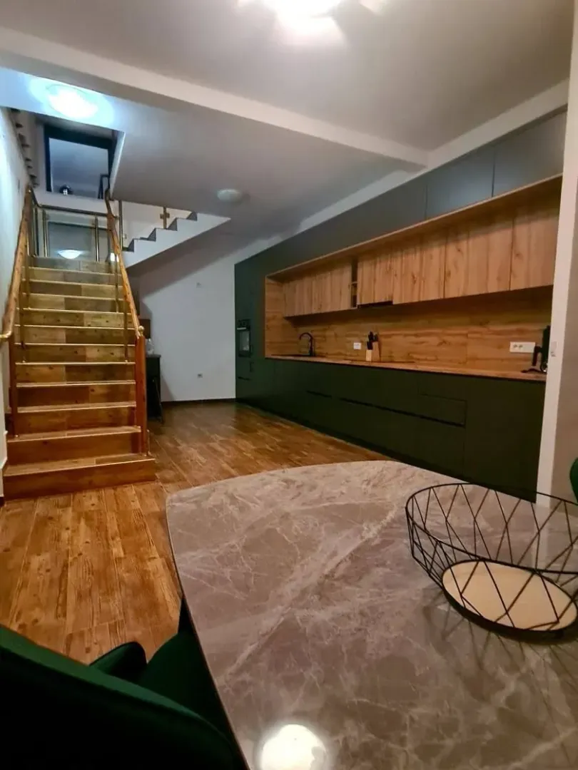 Prodaja, kuća, 500m², Dobra Voda, Bar