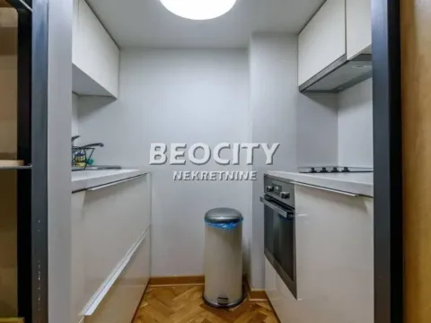 Izdavanje, stan, 52m², Obilićev Venac, Beograd - image 4