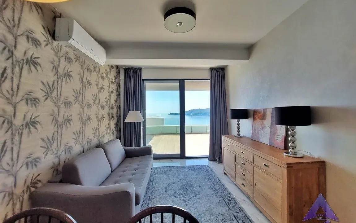 Prodaja, jednosoban stan, 49m², Rafailovići, Budva