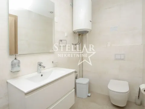 Izdavanje, poslovni prostor, 70m², Master Kvart, Podgorica - image 6