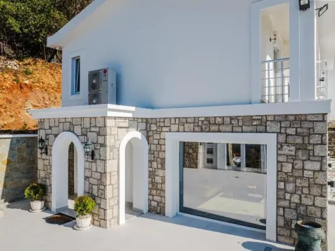 Sale, house, 350m², Reževići, Budva - image 20