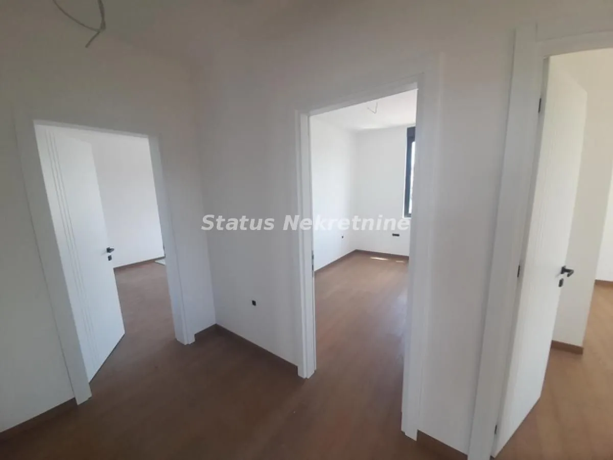 Prodaja, stan, 140m², Telep, Novi Sad Sve Podlokacije