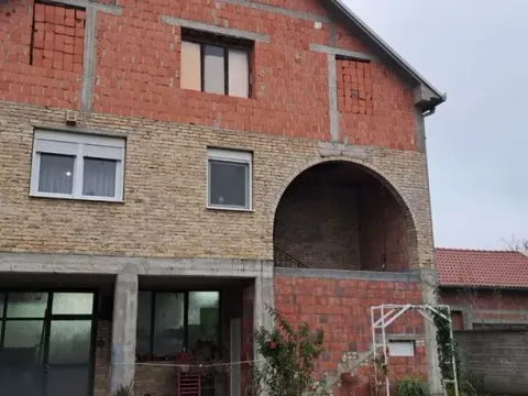 Sale, house, 365m², Nova Pazova, Stara Pazova - image 3