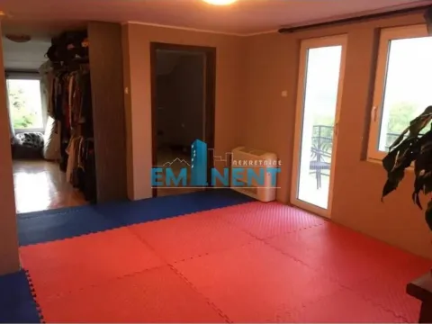 Sale, house, 482m², Voždovac Sve Podlokacije, Beograd - image 20