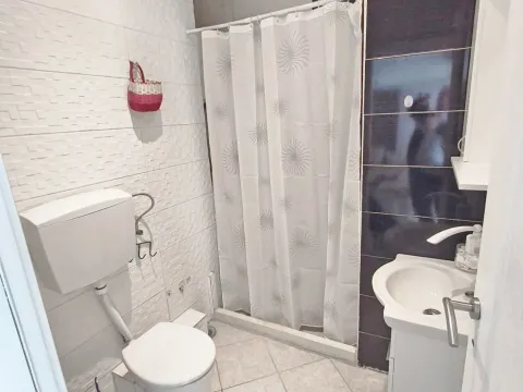 Rent, apartment, 40m², Stari Aerodrom, Podgorica - image 11