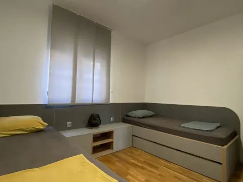 Izdavanje, dvosoban stan, 67m², Bečići, Budva - image 3